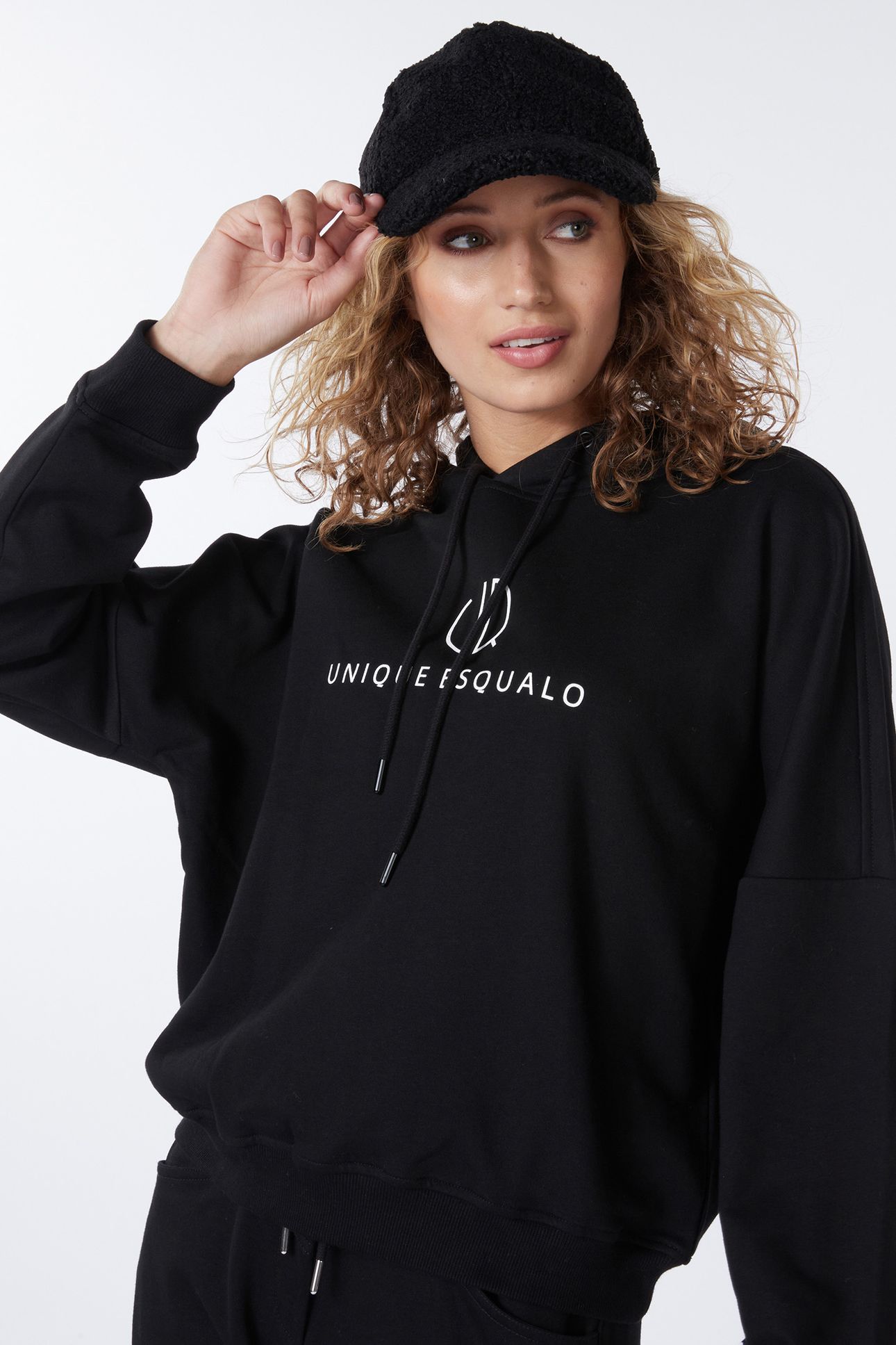 CAP BOUCLE BLACK 2