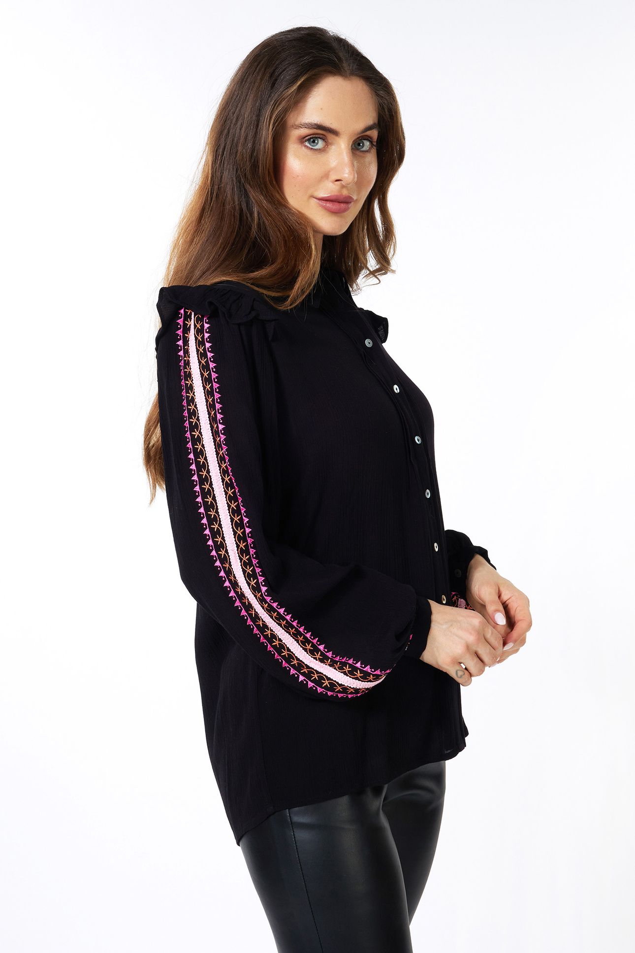 BLOUSE EMBROIDERY BLACK 3