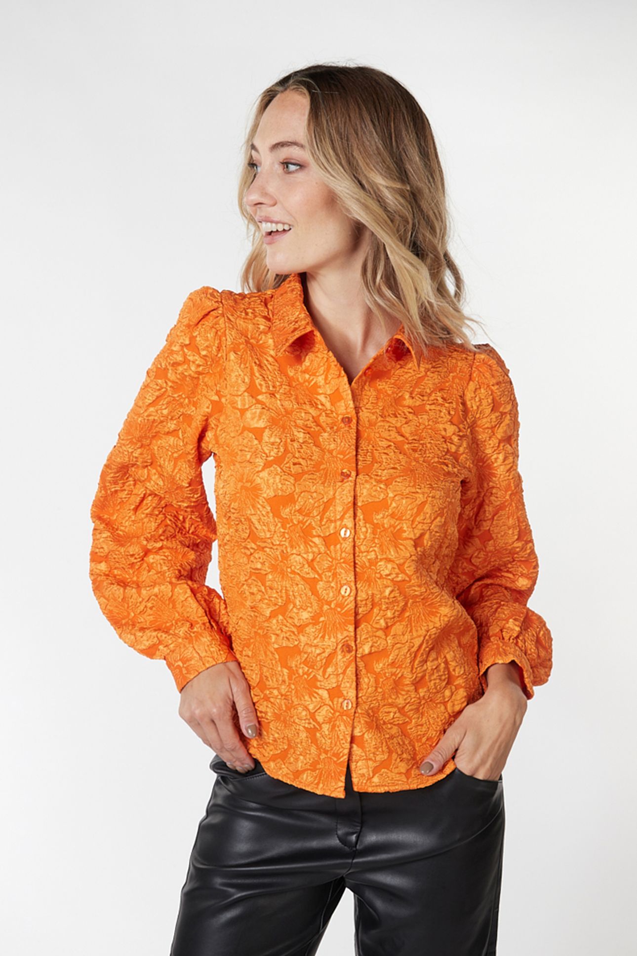 BLOUSE BASIC FLOWER JACQUARD PUMPKIN 3