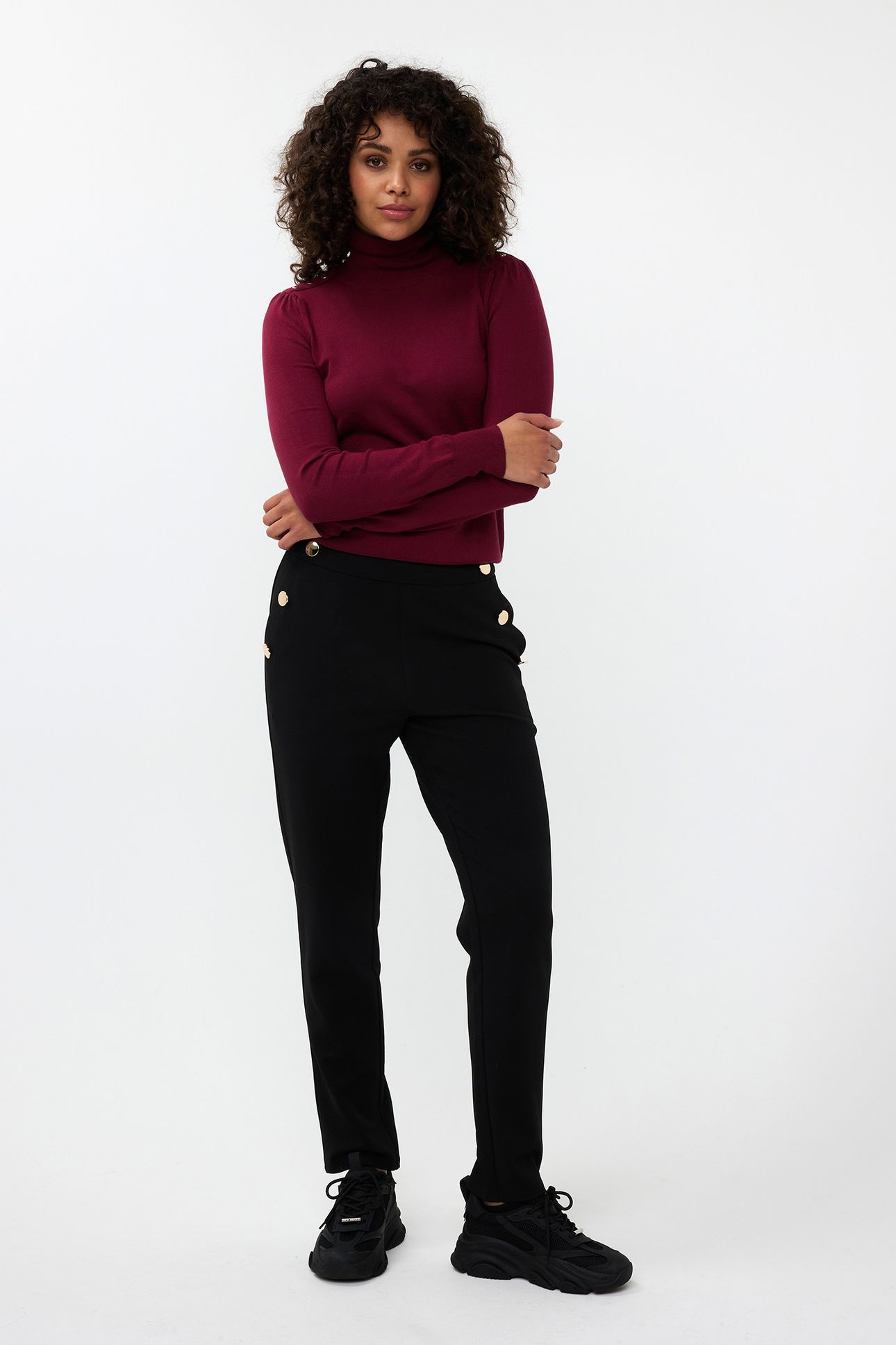 TROUSERS BUTTONS BLACK 2