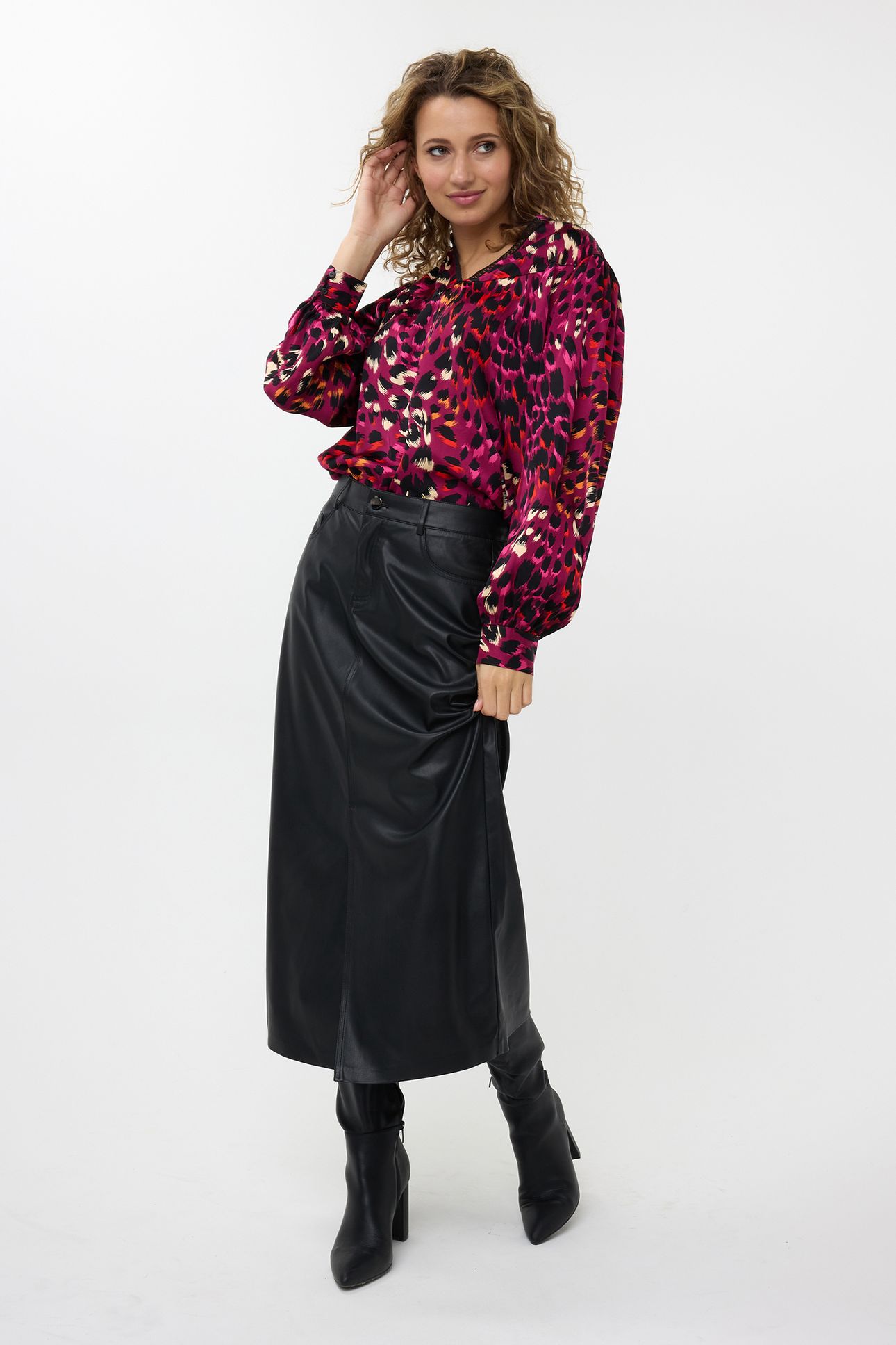 SKIRT LONG SPLIT VEGAN LEATHER BLACK 2