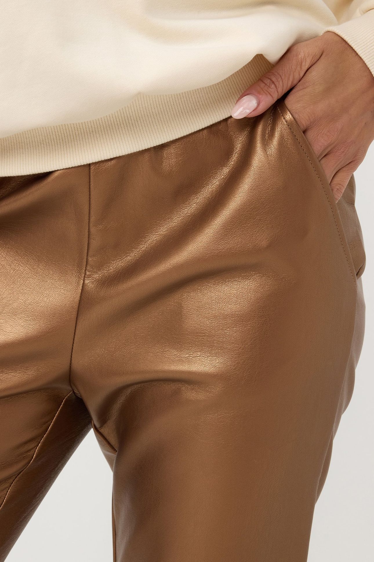 TROUSERS TREGGING VEGAN LEATHER BRANDY 5