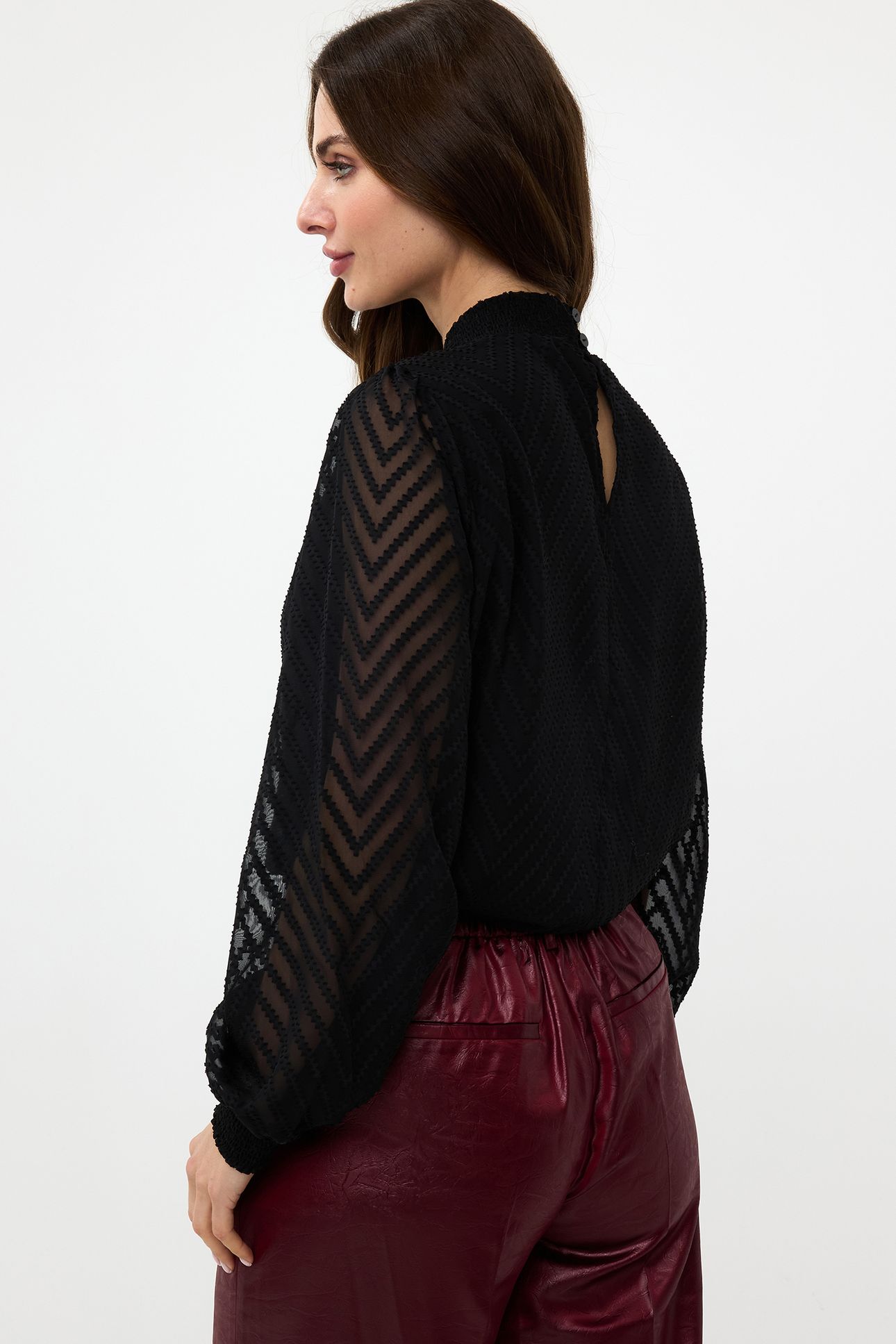 BLOUSE ALLOVER ZIGZAG PLUMETIS BLACK 3