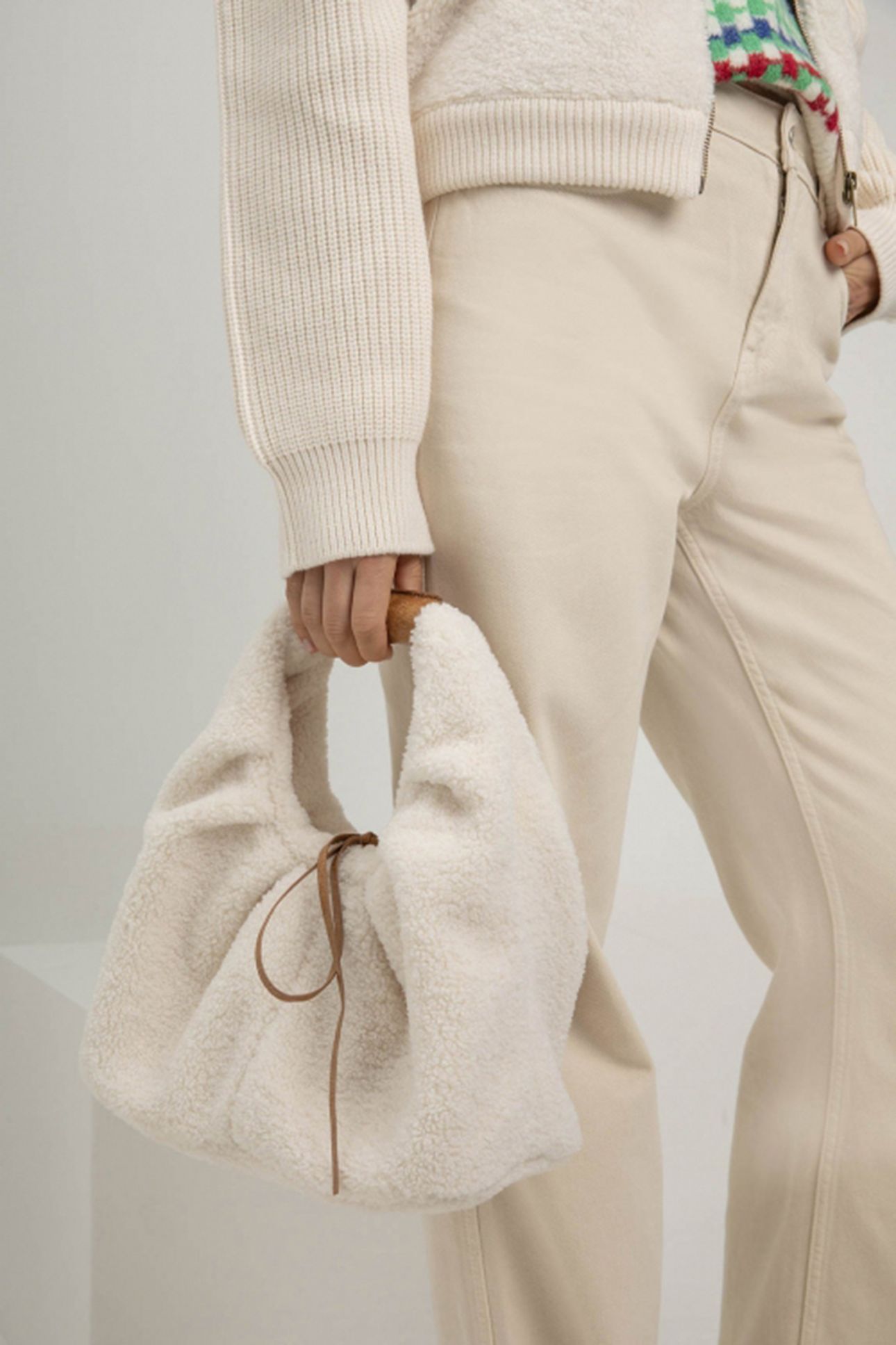 SHERPA BAG OFF WHITE 2