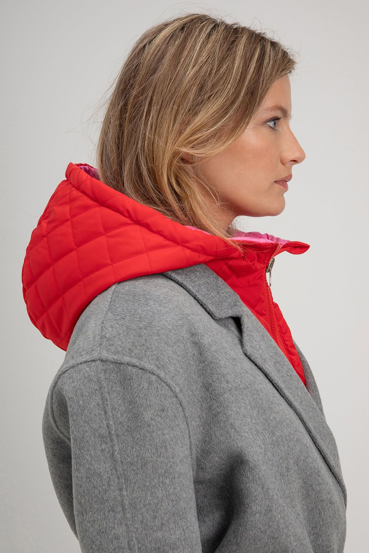 STORMY HOOD RED 1
