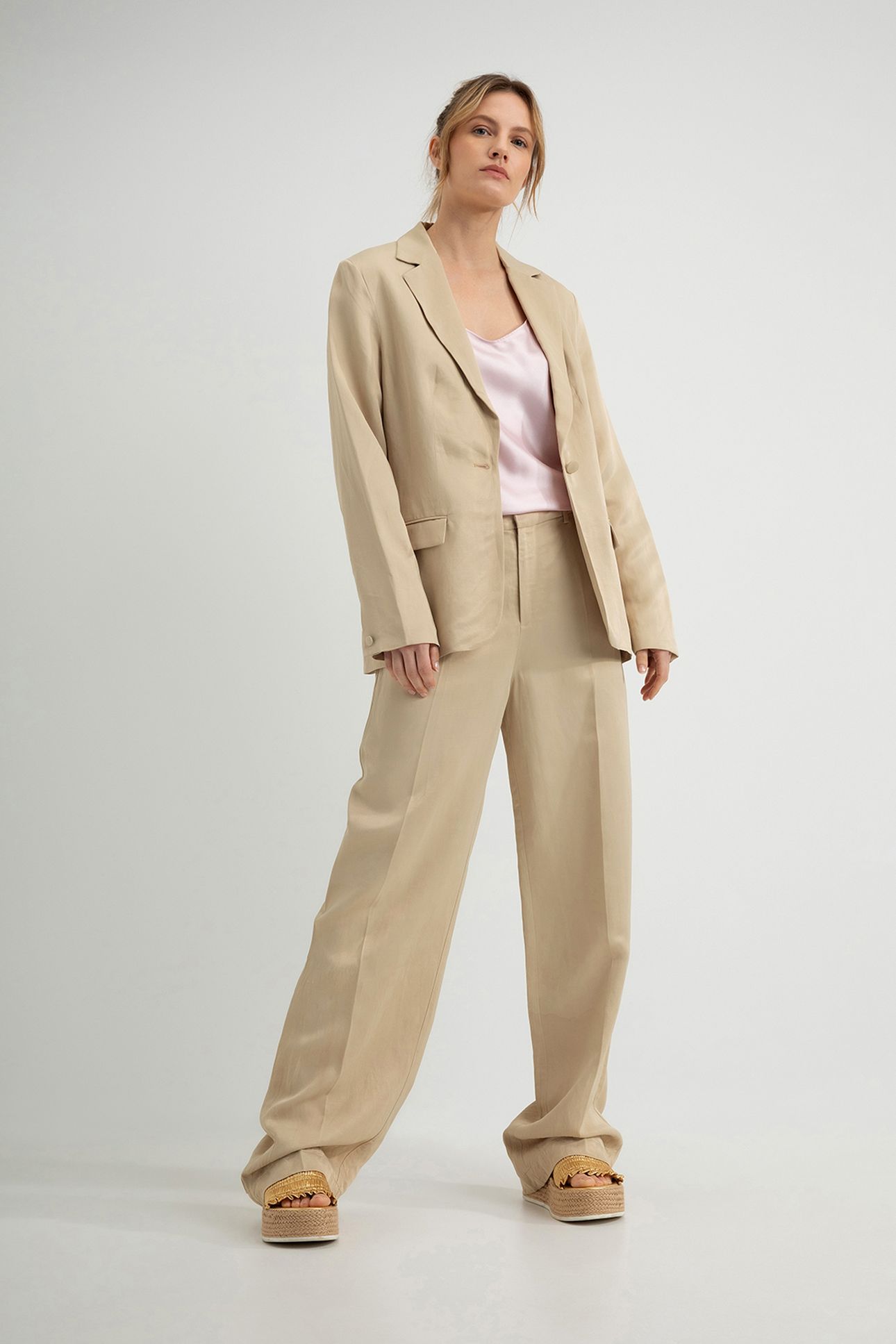 DORTHEA PANTS LIGHT KHAKI 4