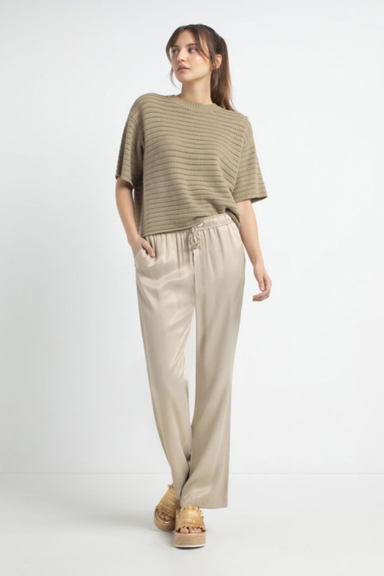 JOYCE SWEATER LIGHT OLIVE 2
