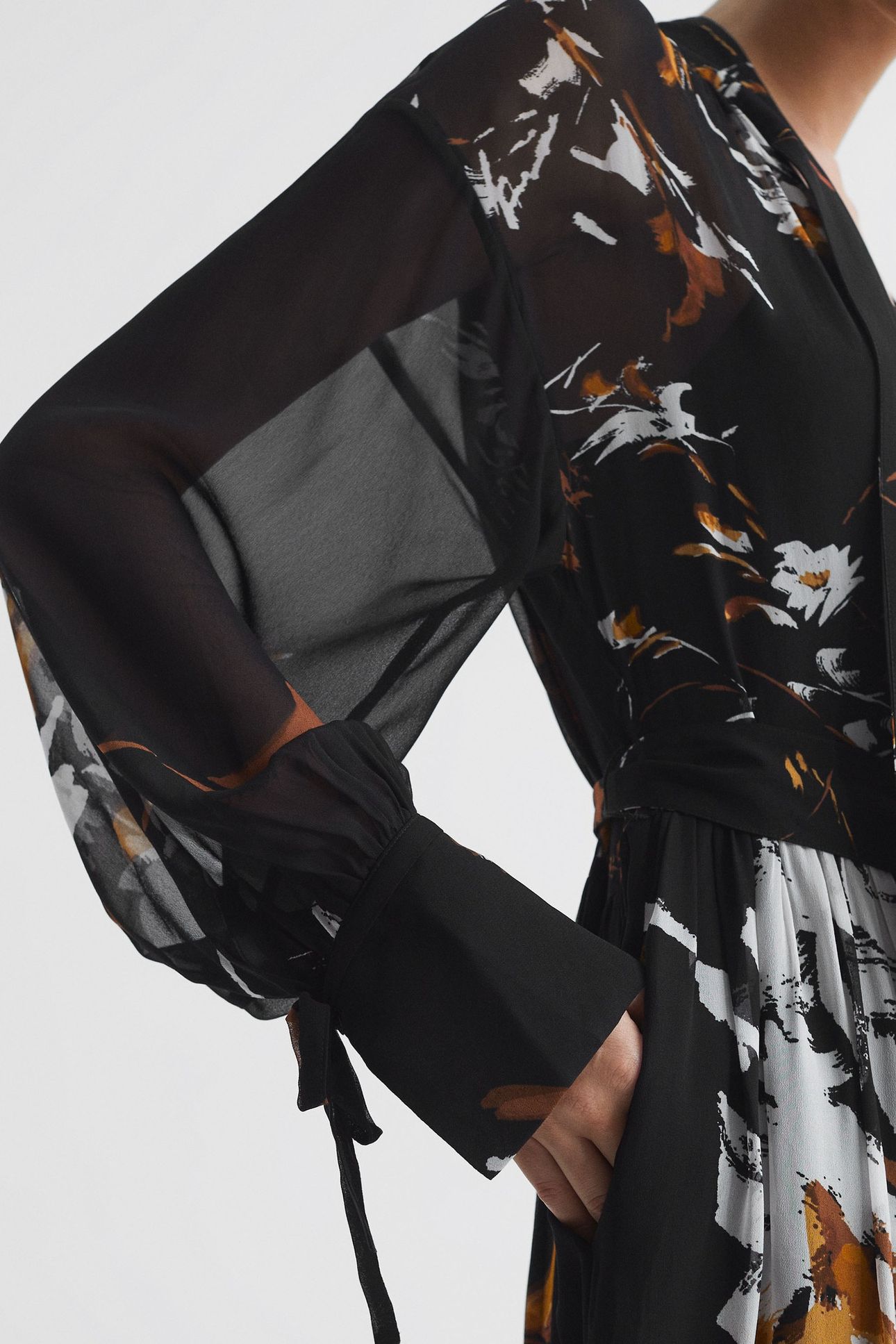 FLORAL PRINTED MIDI DRESS BLACK/BROWN 6