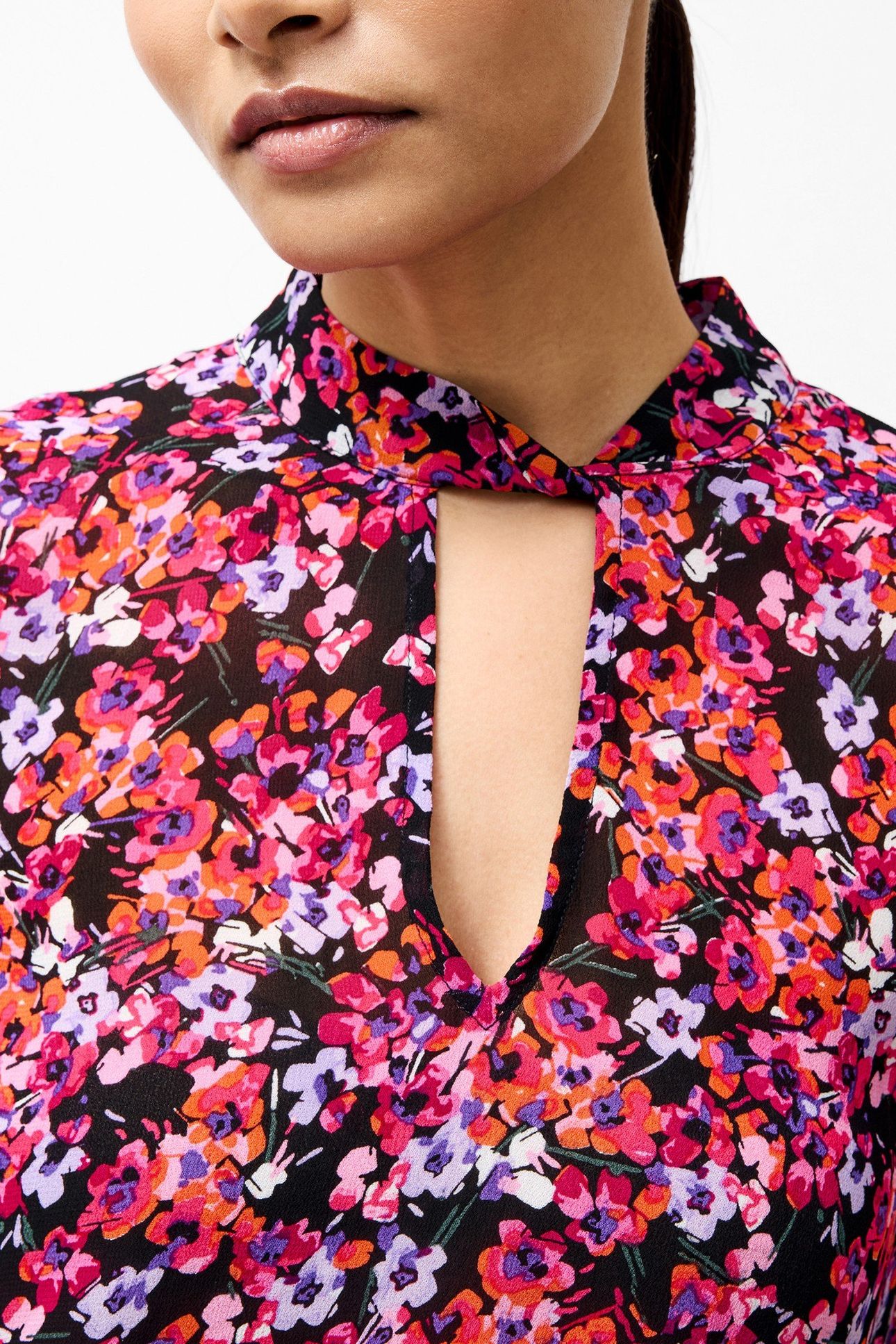 JENNIFER LS BLOUSE BLACK MULTI 4