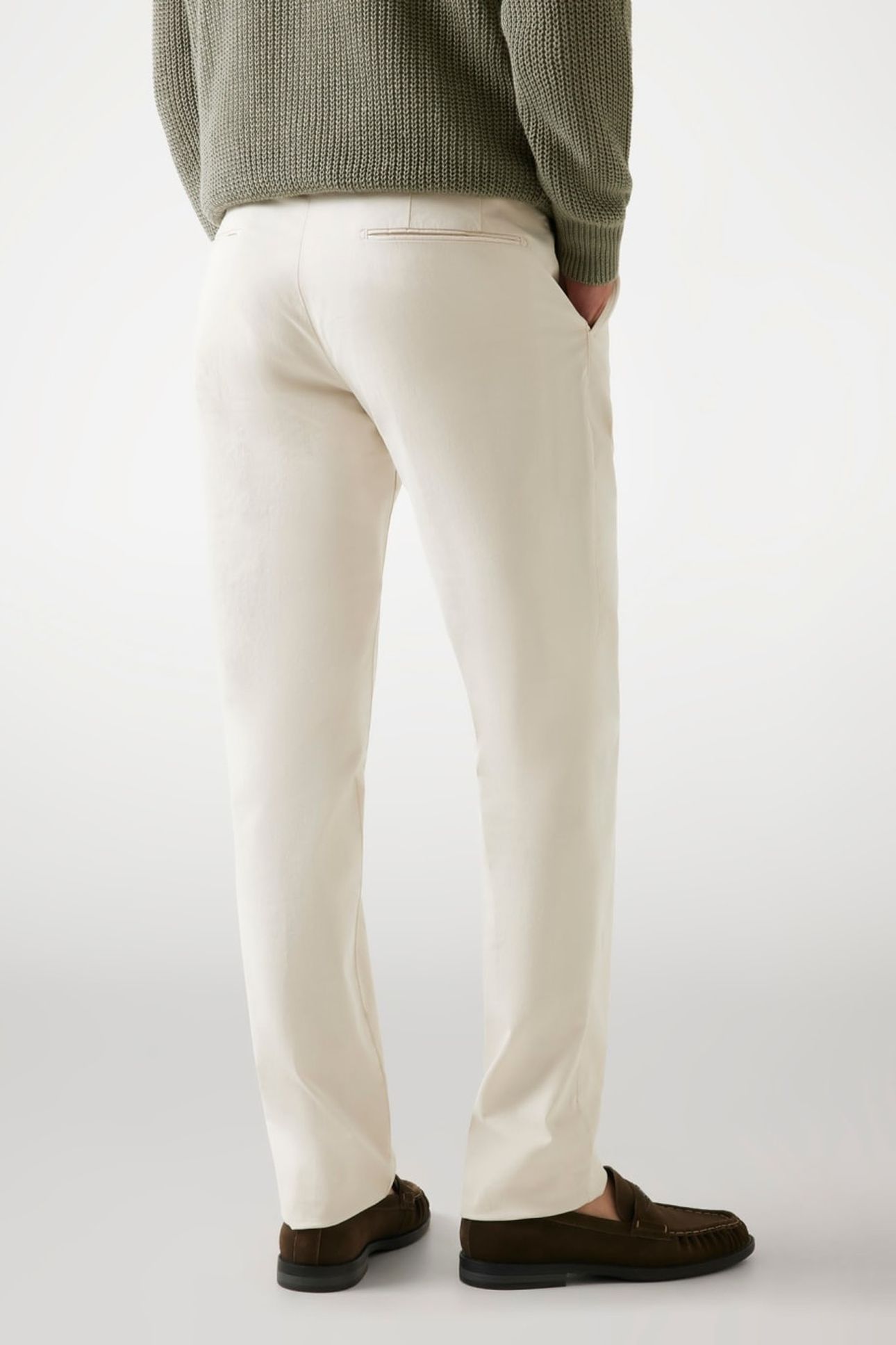 MARCIANO BY GUESS MARCUS DAILY CHINO SPIRIT WHITE 3
