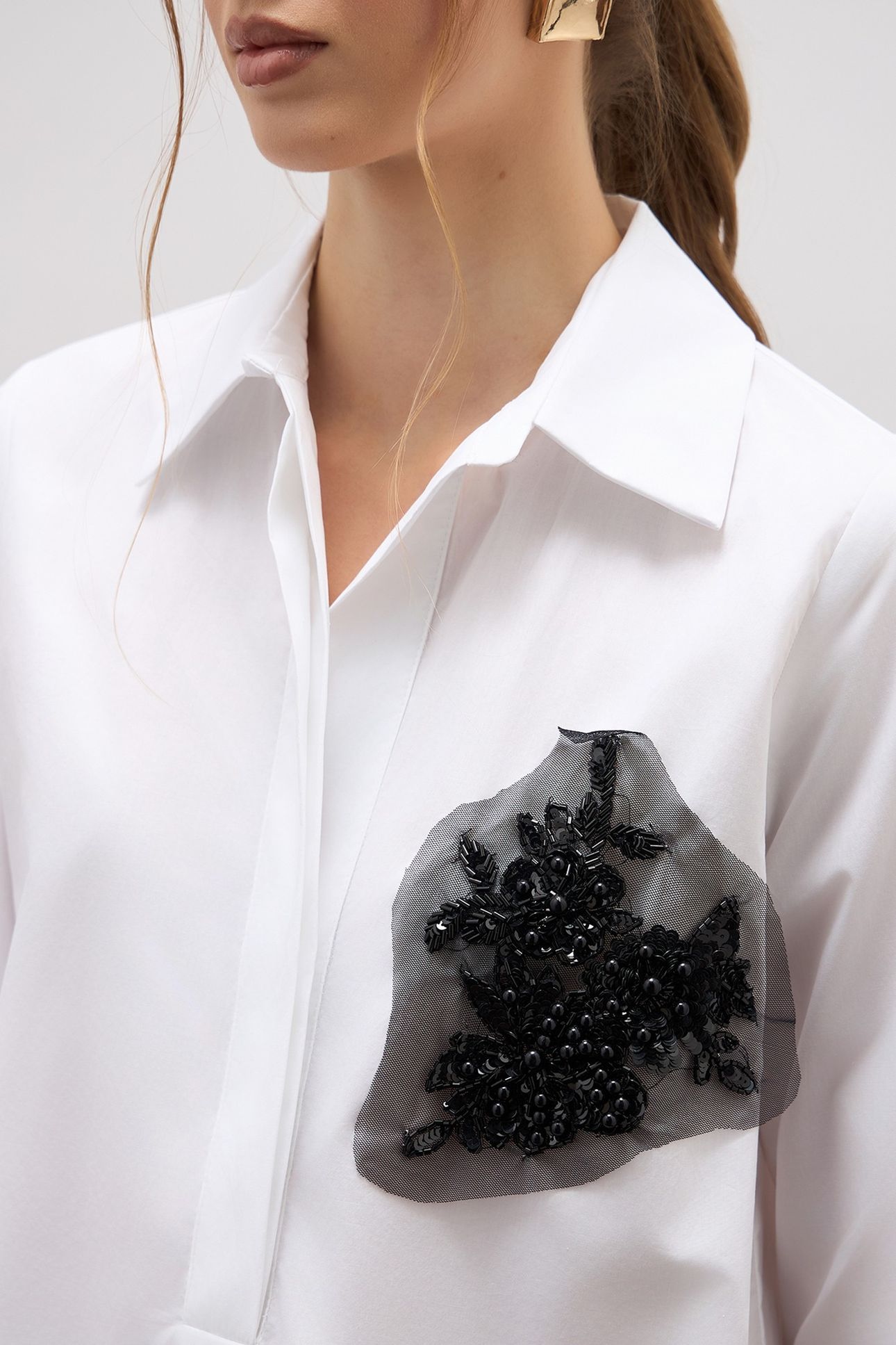 OVERSIZED BLOUSE WITH JEWEL PATCH WHITE 4
