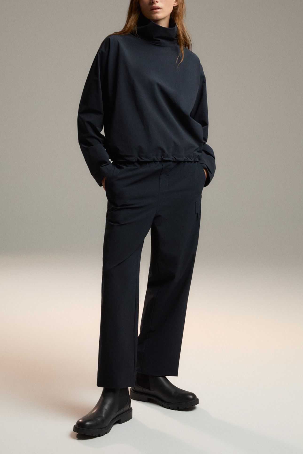 TROYALF SWEATSHIRT DARK NIGHT 1
