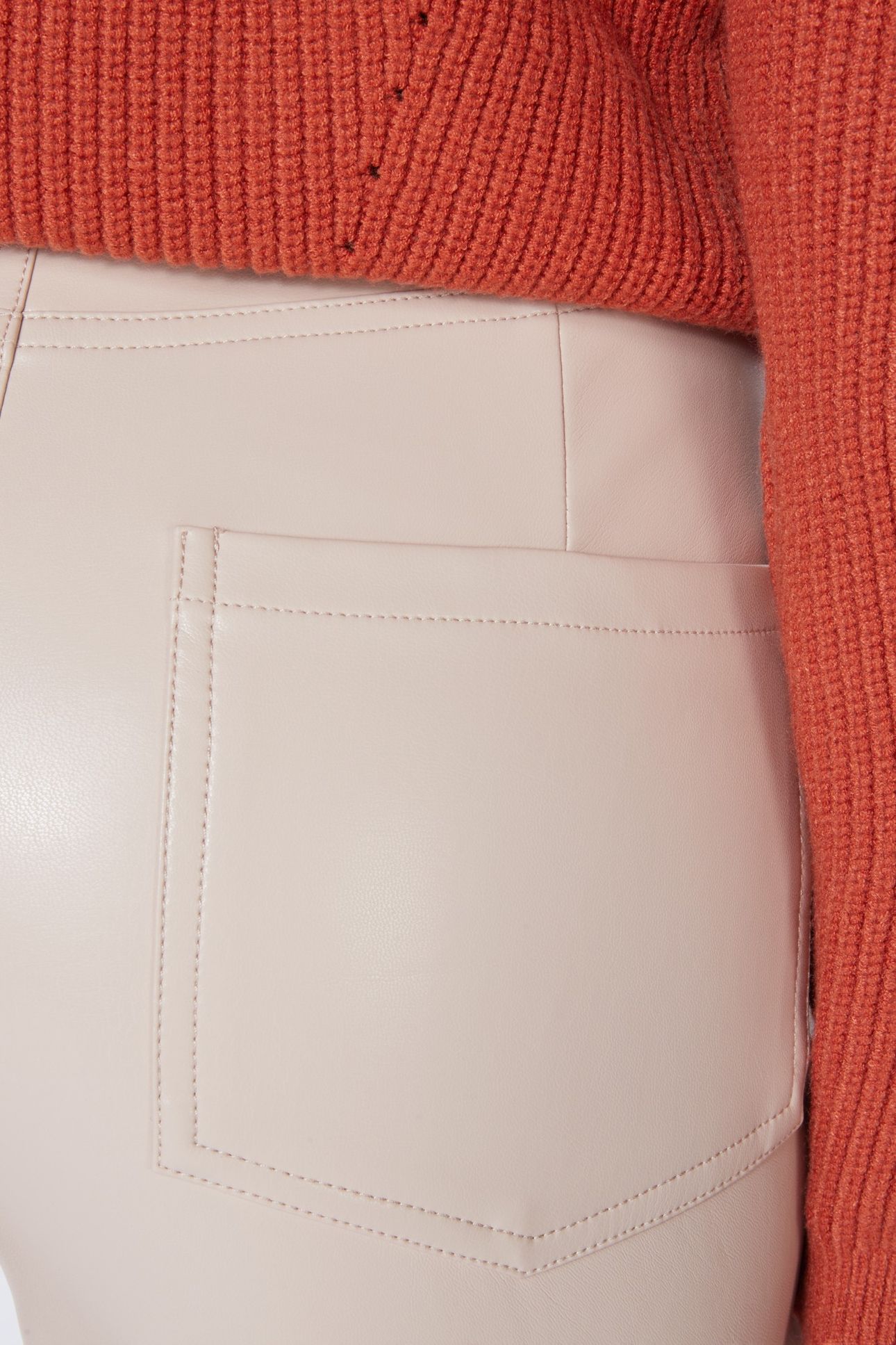 TROUSERS FLARED SPLIT PU BISCUIT 6
