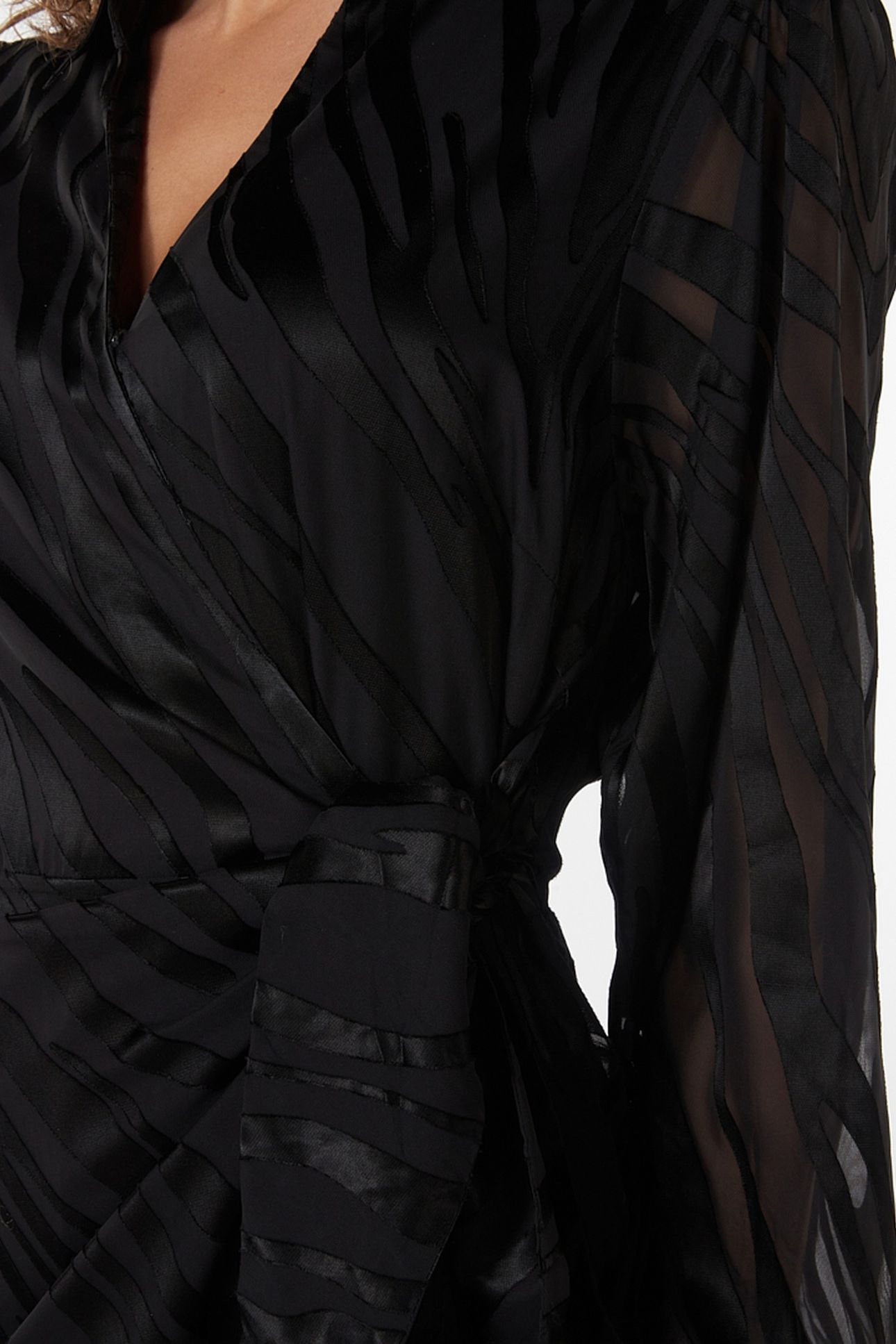 DRESS OVERLAP JACQUARD BLACK 7