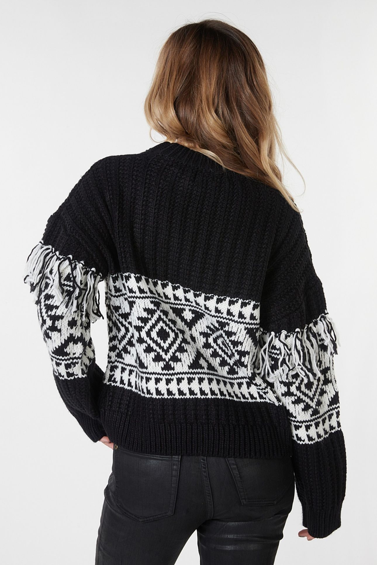 SWEATER JACQUARD FRINGES BLACK / WHITE 5
