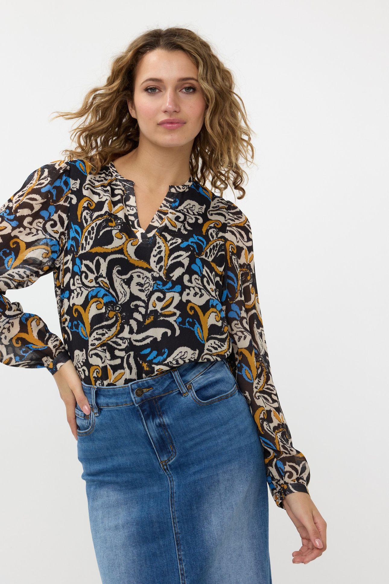 BLOUSE V-NECK ELEGANT LEAVES PRINT 2