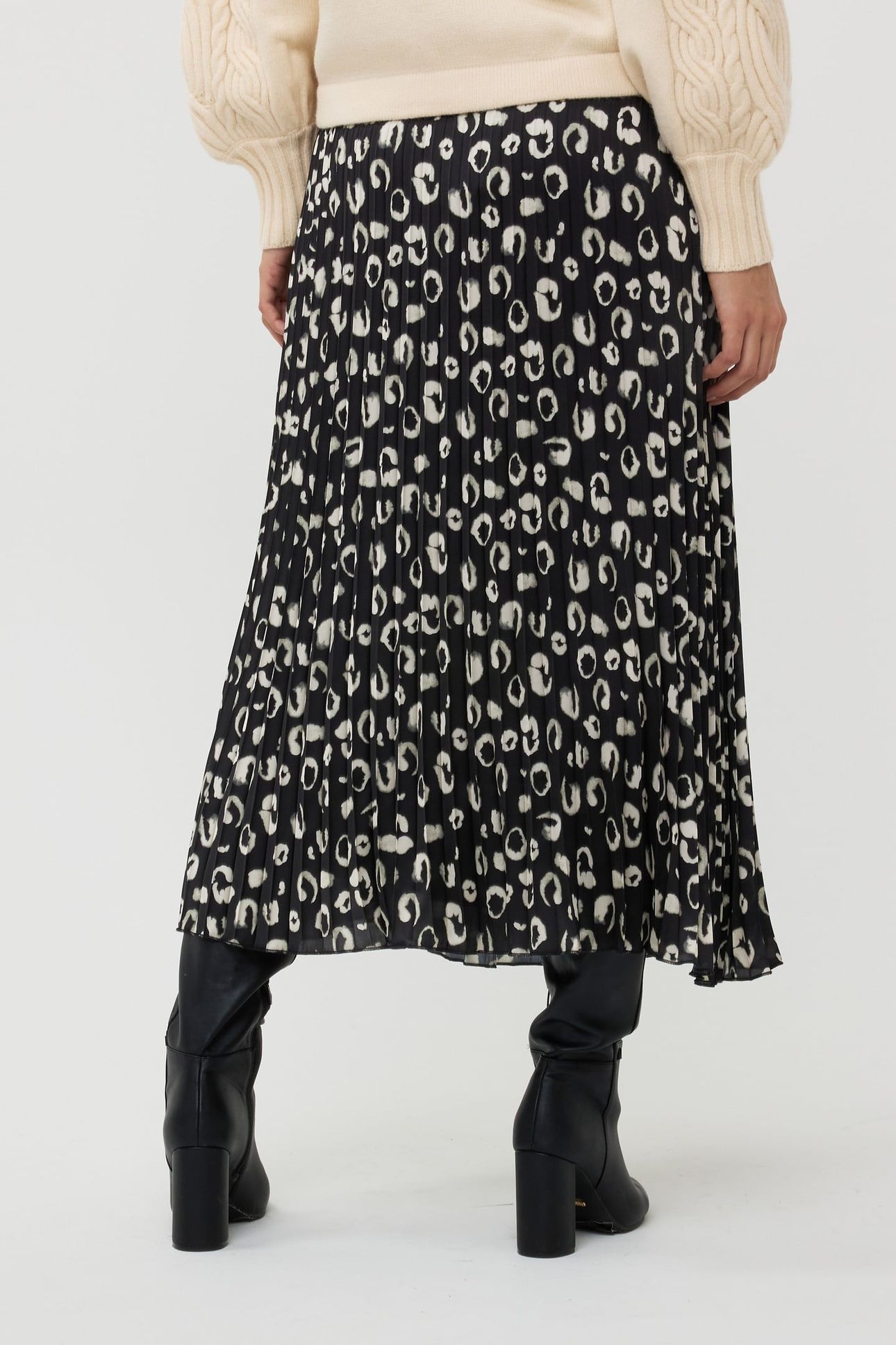 SKIRT PLISSE SATIN WILDERNESS PRINT 3