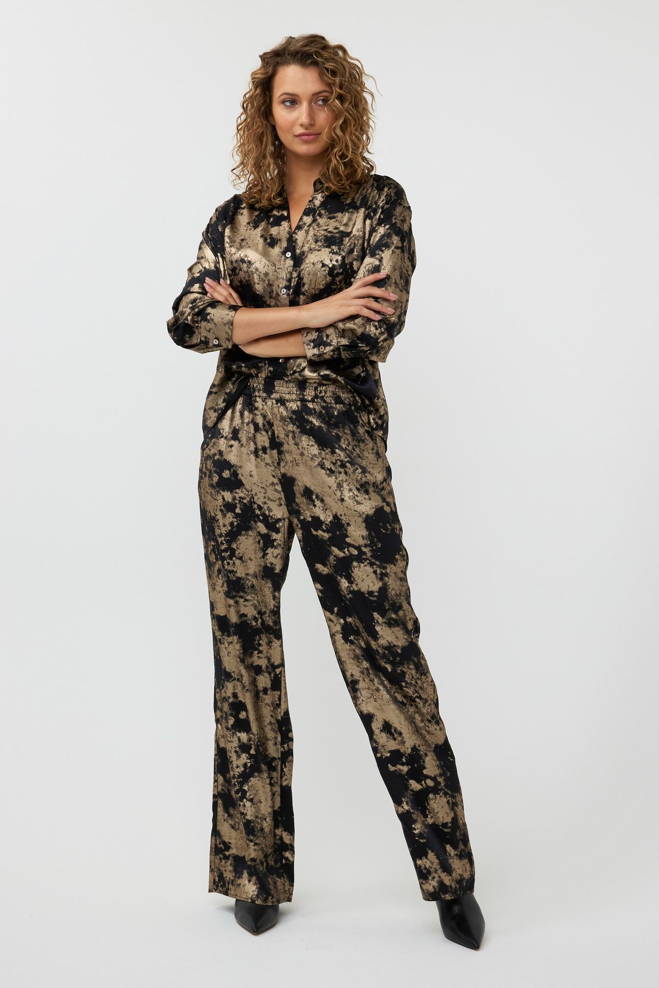 BLOUSE V-NECK LAMEE BLACK 2
