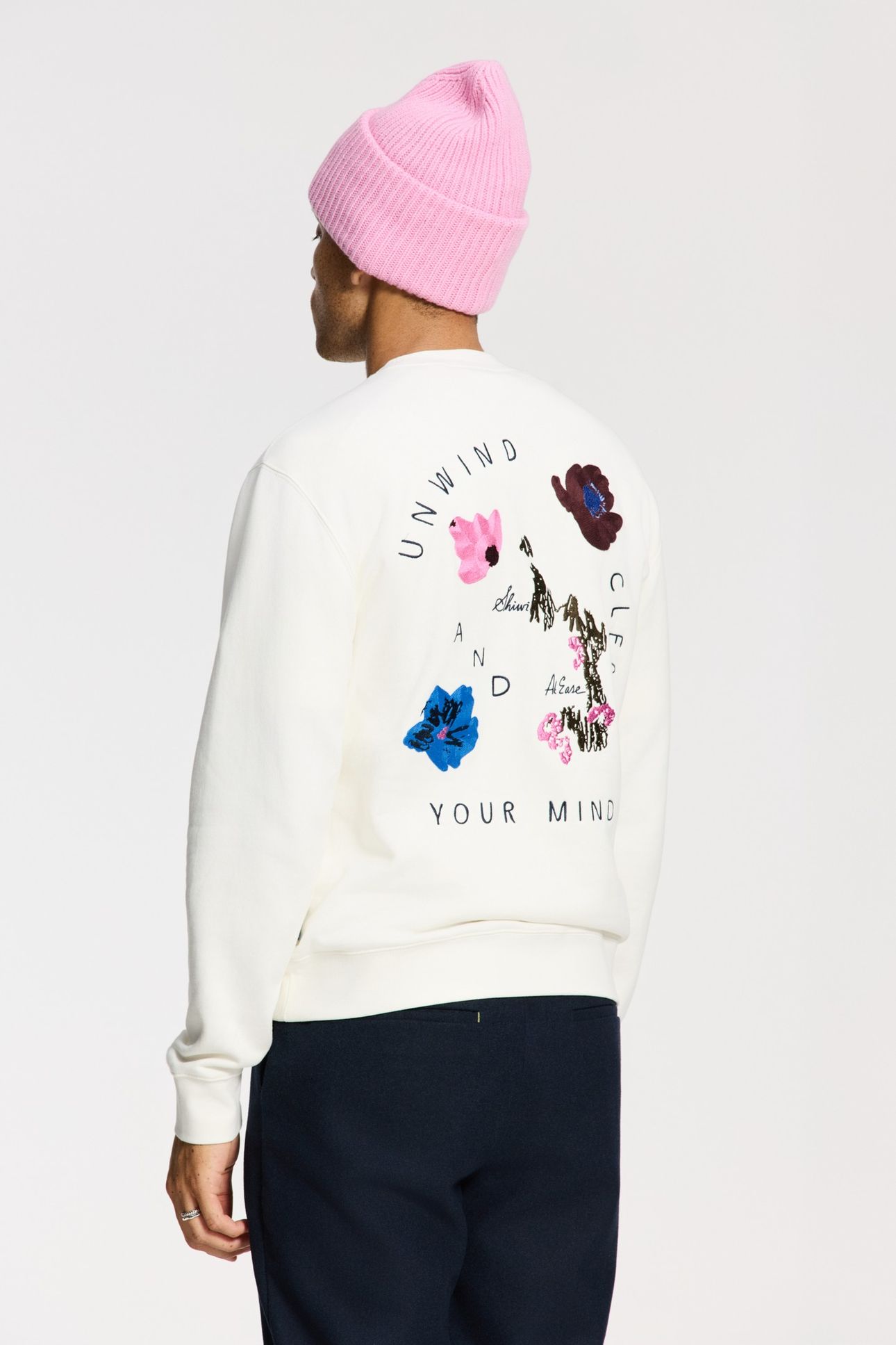 DAN REGULAR FIT SHIWI UNWIND SWEATER WHITE 4