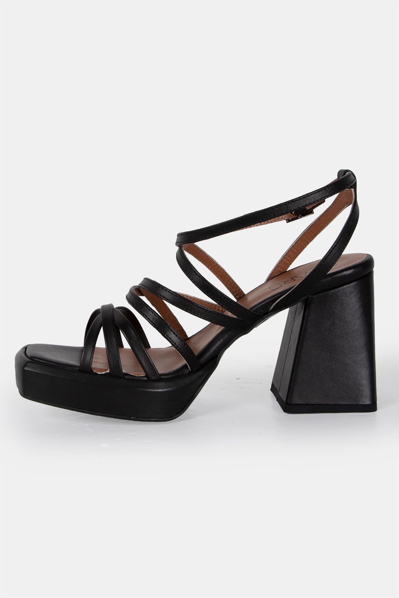 TUMBA LEER BLACK 4