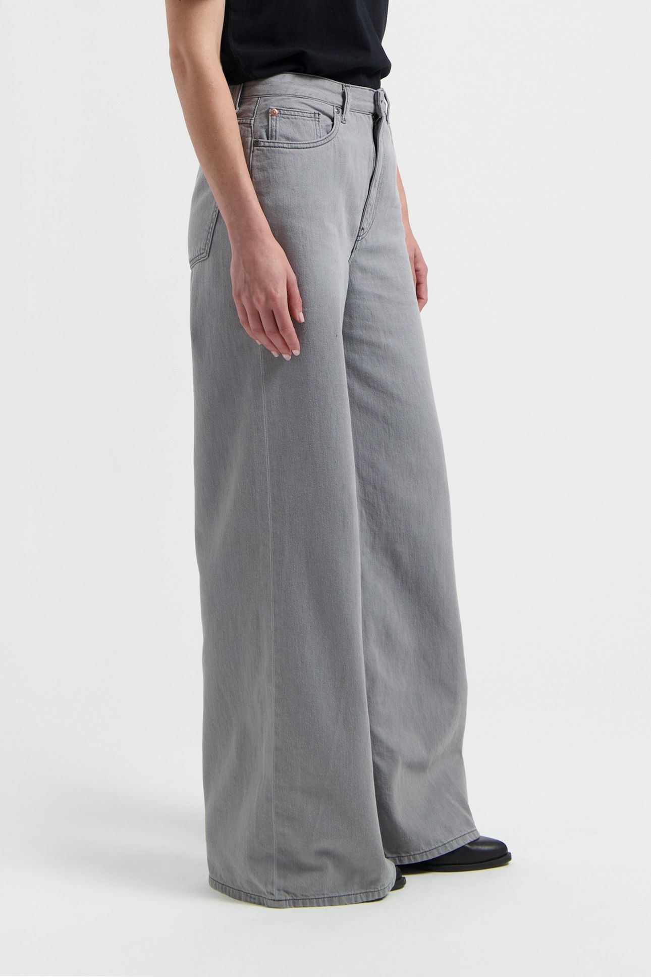 SARA HIGH LOOSE FLOW MARGE GREY 5
