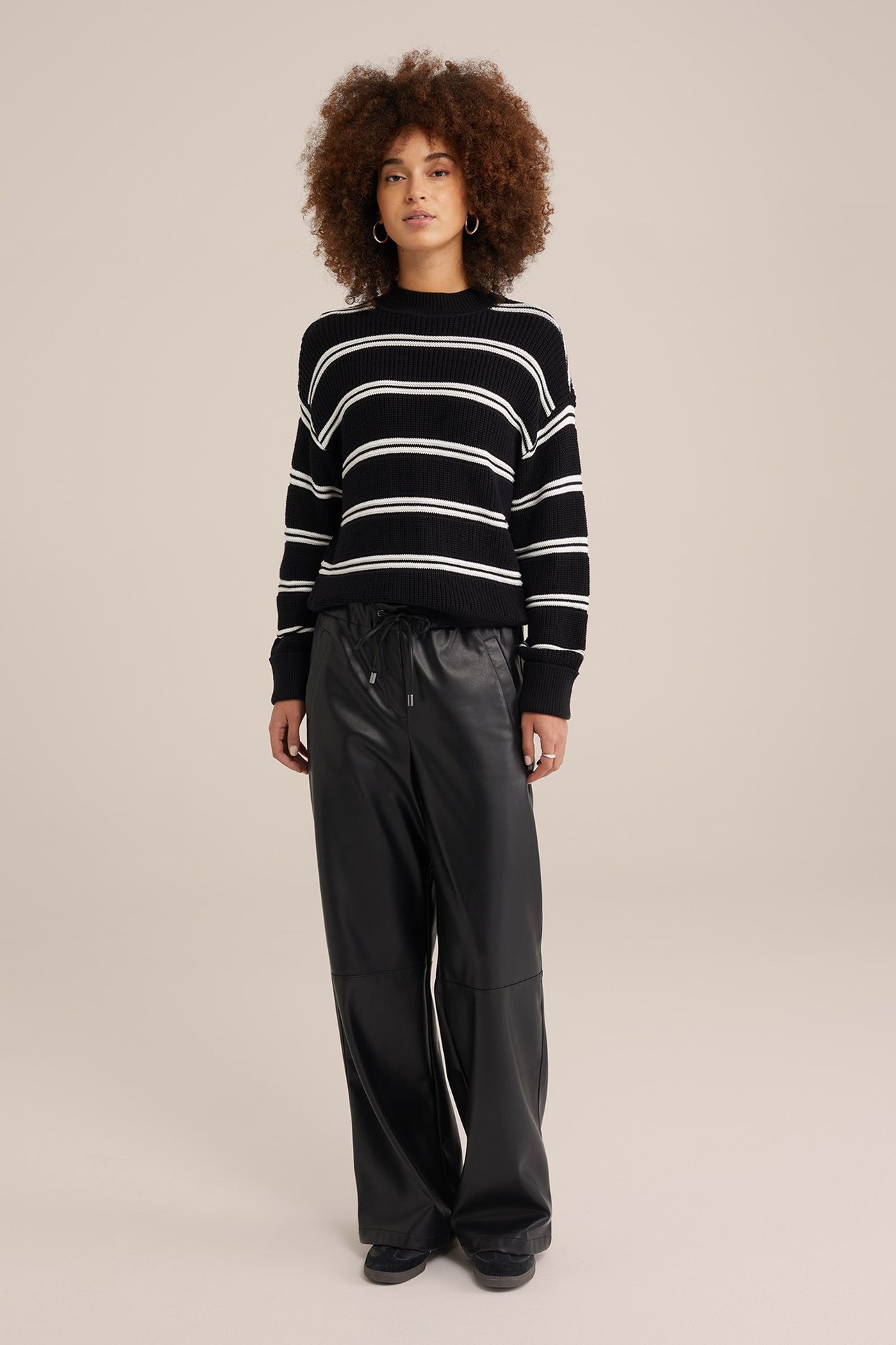 TROUSER BLACK 4