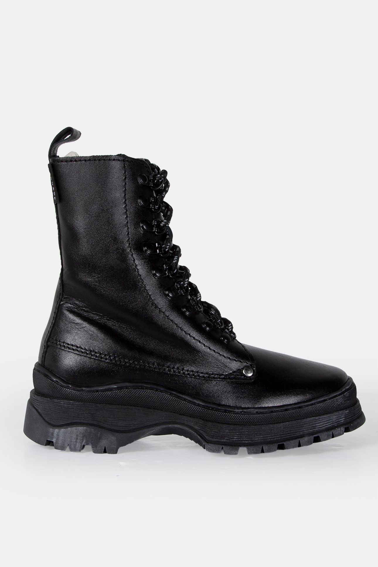 DECHASE – TESFA BOOTS 1