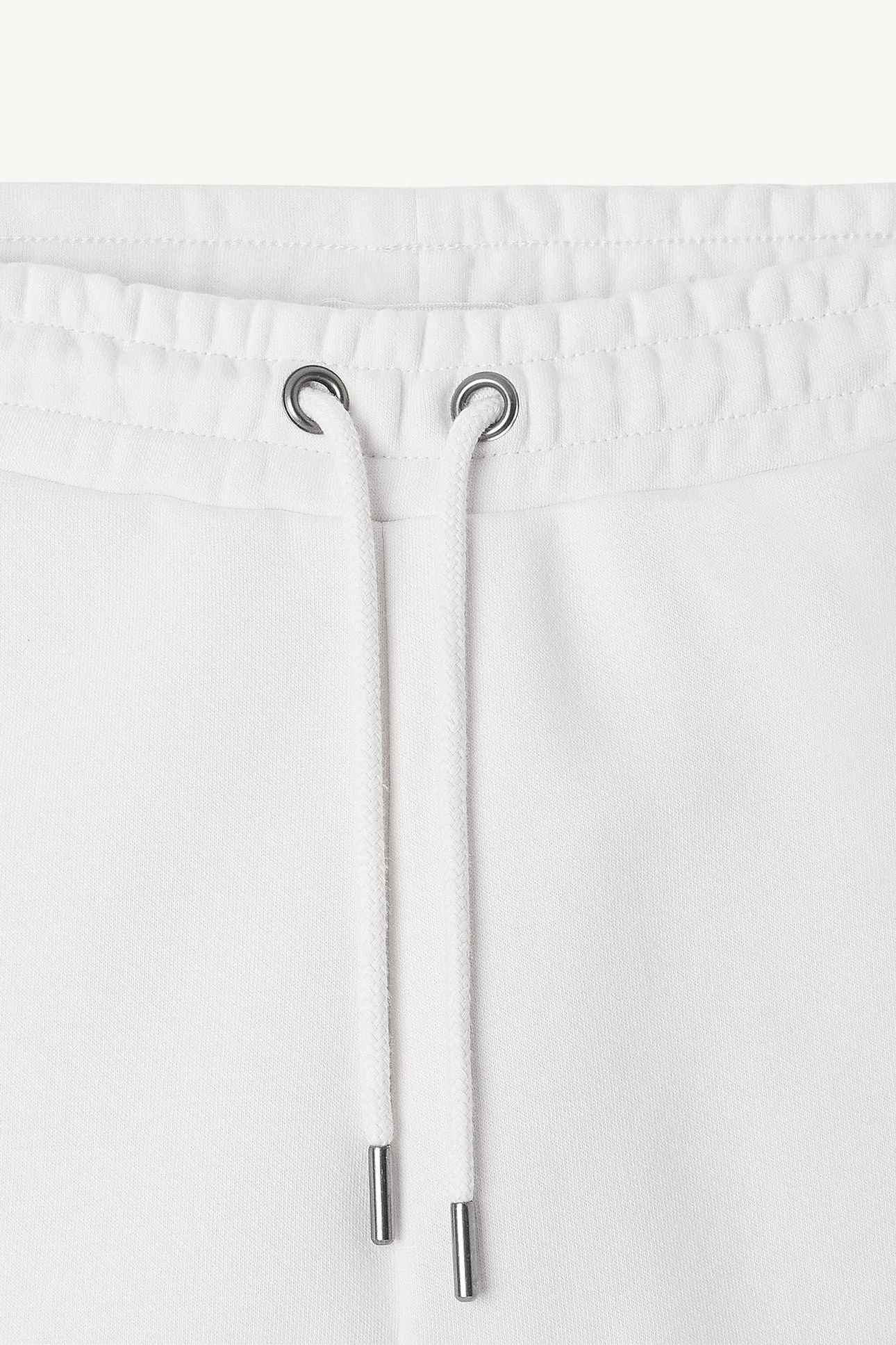 BARCELONA SHORTS WHITE 2