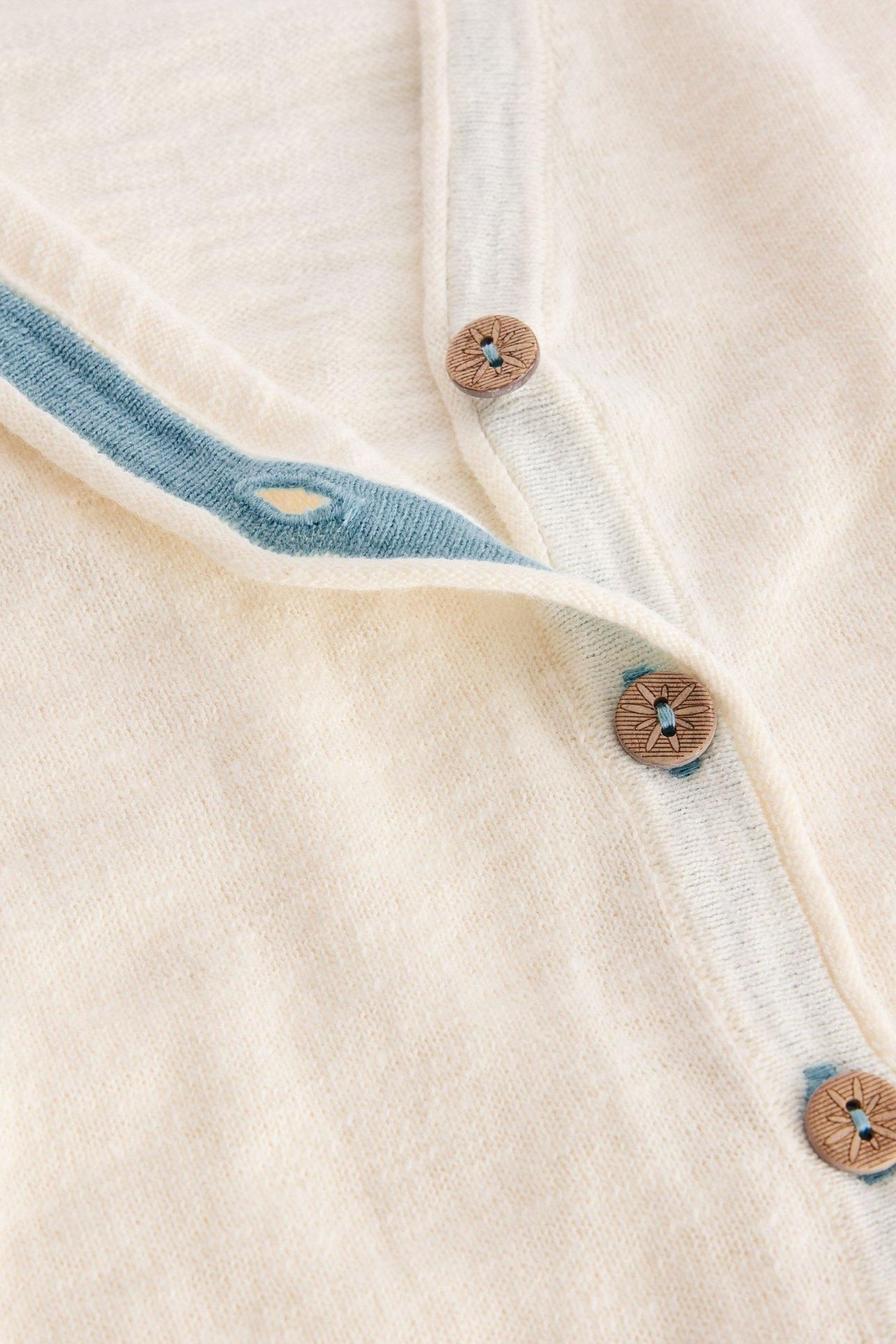 NARIA CARDI NATURAL WHITE 4