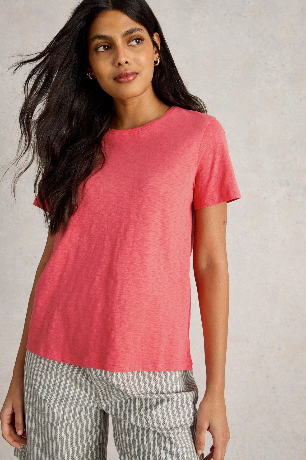 ABBIE TEE MID CORAL 1