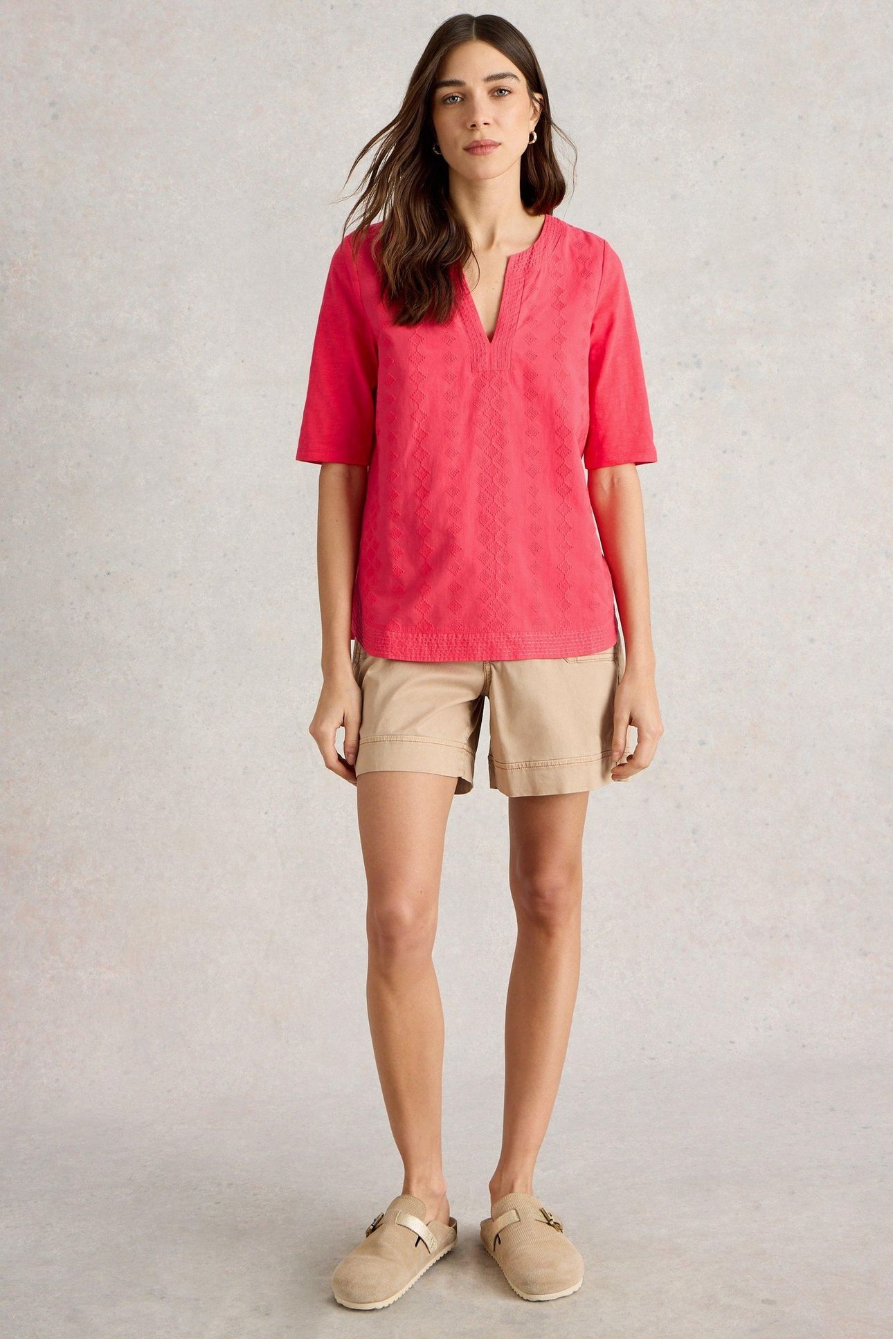 WEAVER NOTCH NECK TOP BRIGHT PINK 2