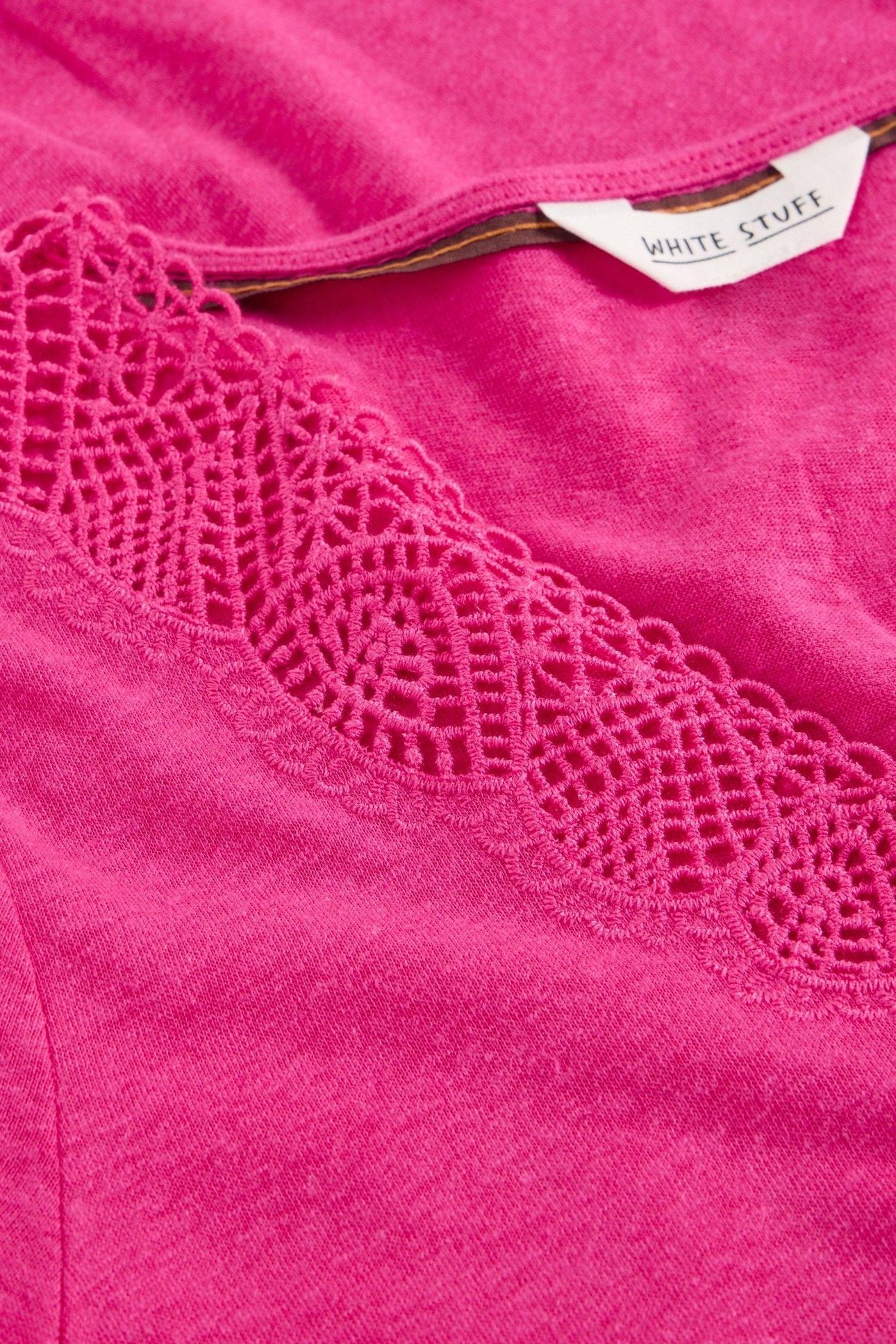 ELLIE LACE TEE BRIGHT PINK 4