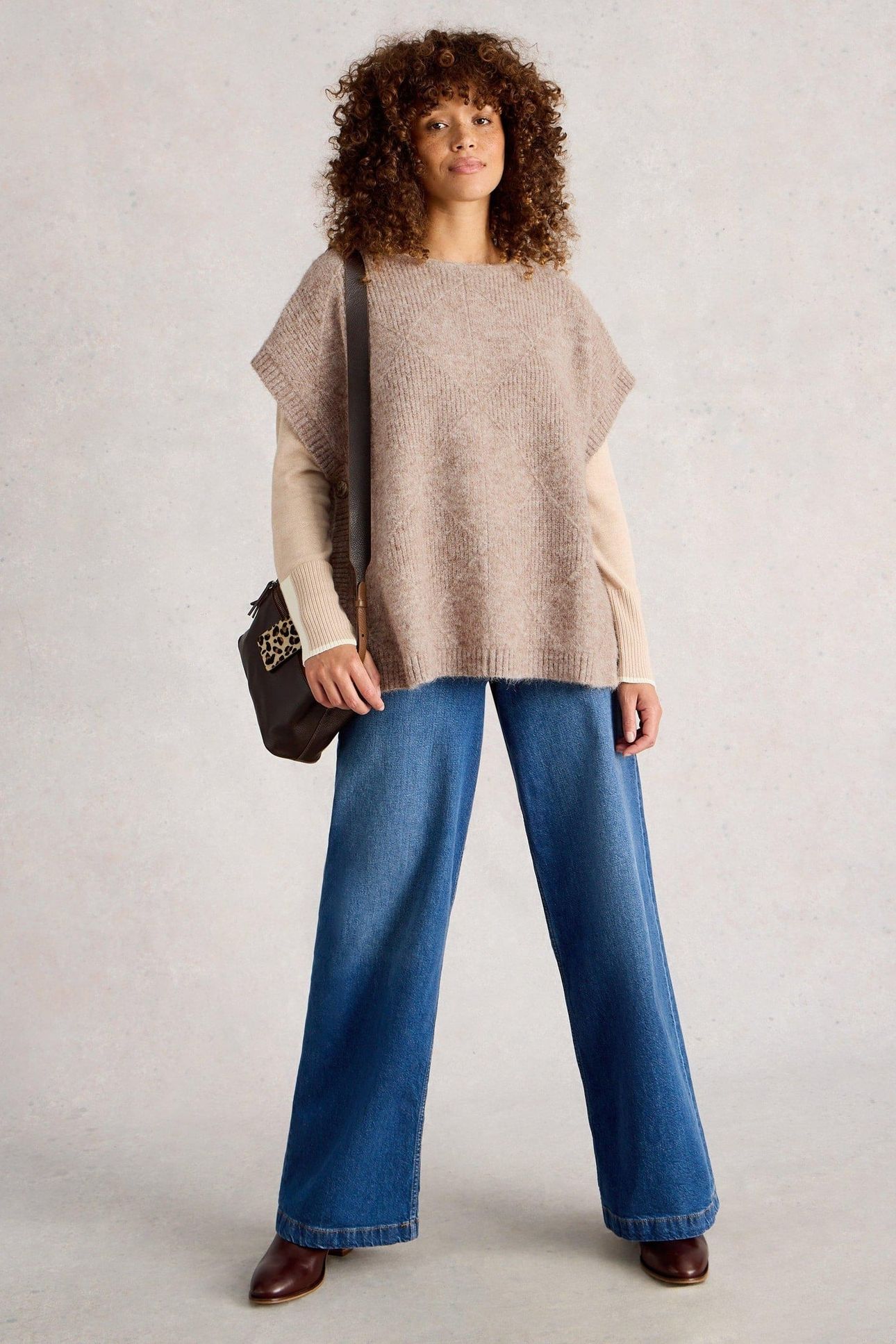 DIAMOND STITCH PONCHO LIGHT NATURAL 1