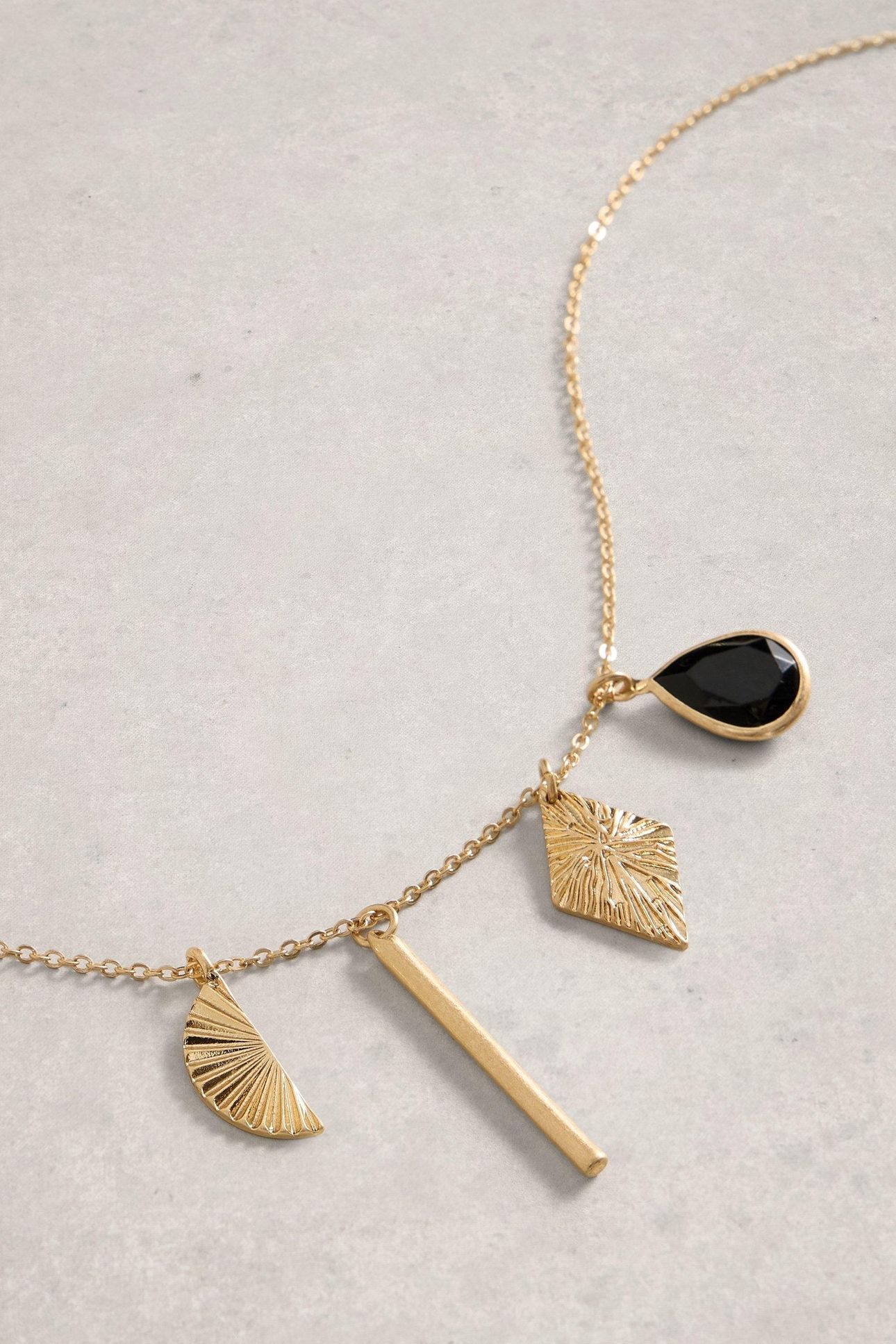 MULTI CLUSTER NECKLACE GOLD TONE METALLIC 1