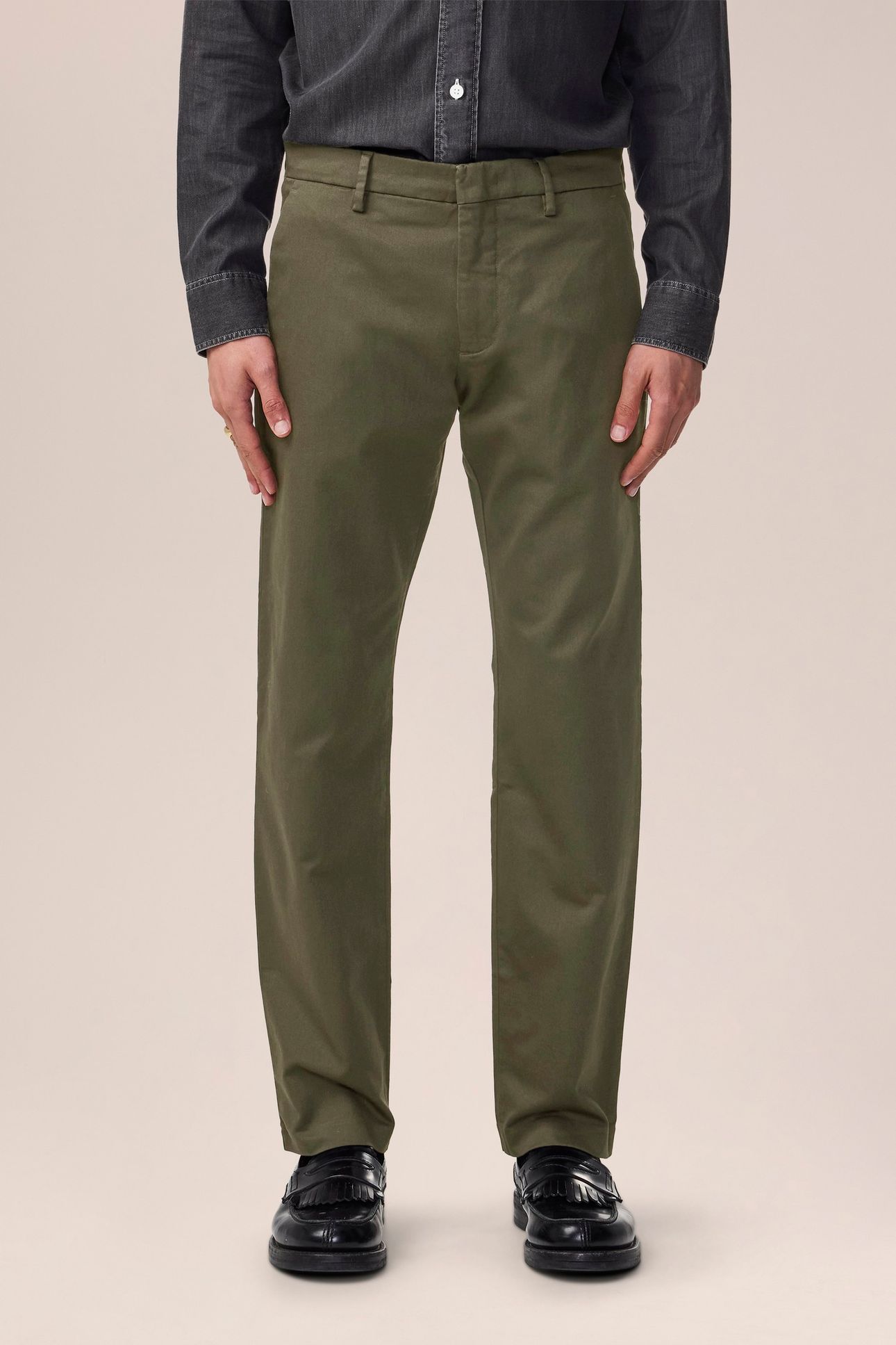 THEO TROUSERS CAPERS 1