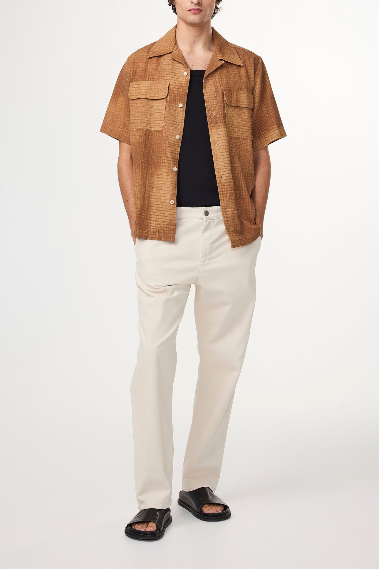 DANIEL SHORT SLEEVE BROWN PRINT 2