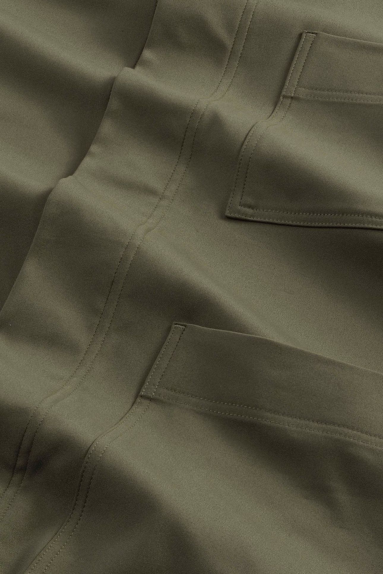 GABE HYBRID/BLAZER CAPERS 5