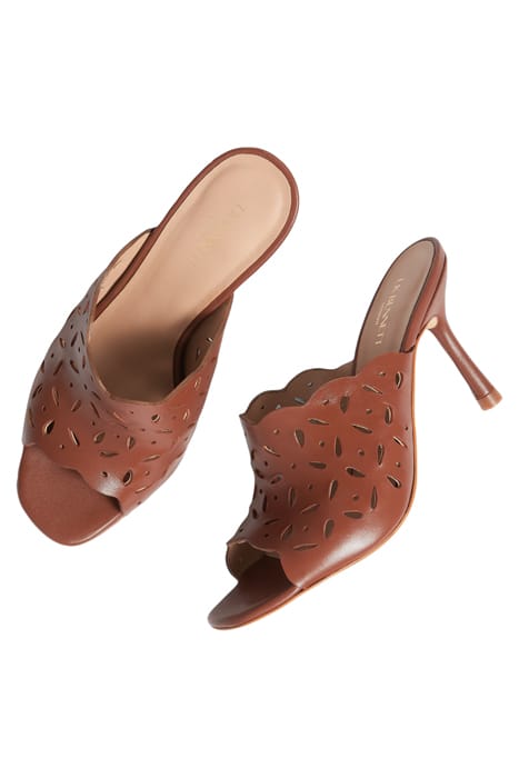 ABIGAIL MULE COGNAC 3