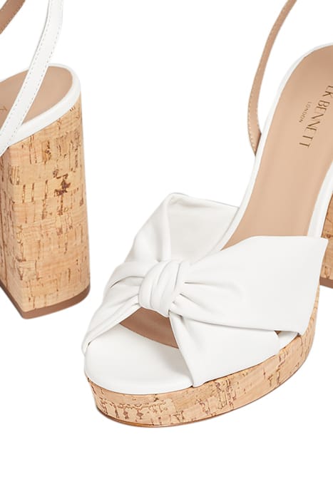 AMANDA SANDAL WHITE 4