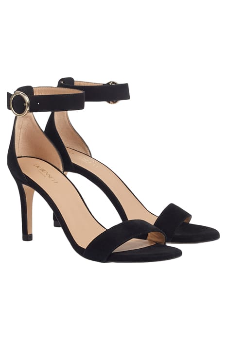 IVY BLACK 2