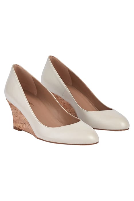 EEVI PUMP ECRU 2
