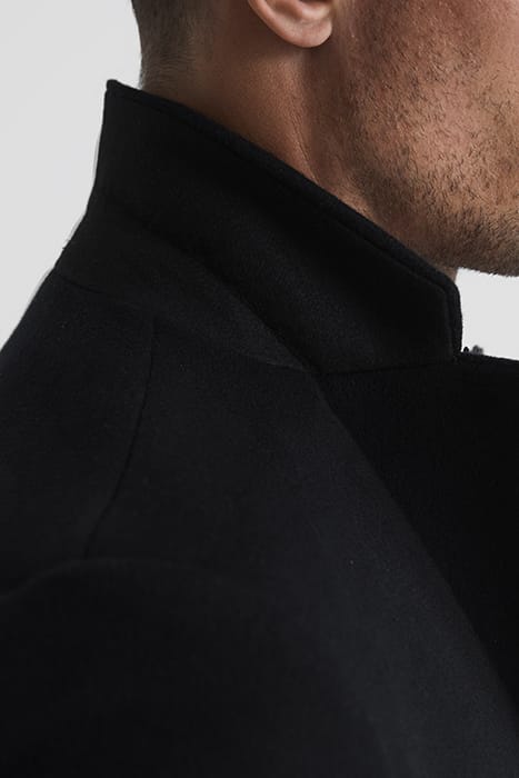 GABLE SINGLE BREASTED COAT — BLACK 6