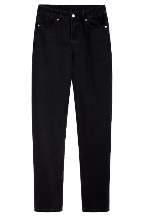 INDIRA ECO RECYCLED BLACK WORN 4