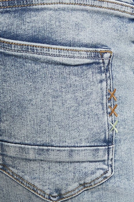 SKIM SKINNY JEANS SEASONAL ESSENTIALS — DAYLIGHT 7