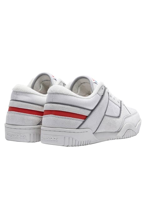 BASELINE WHITE/RED 3