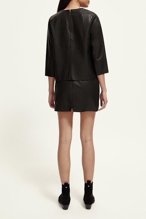 LEATHER TEE BLACK 4