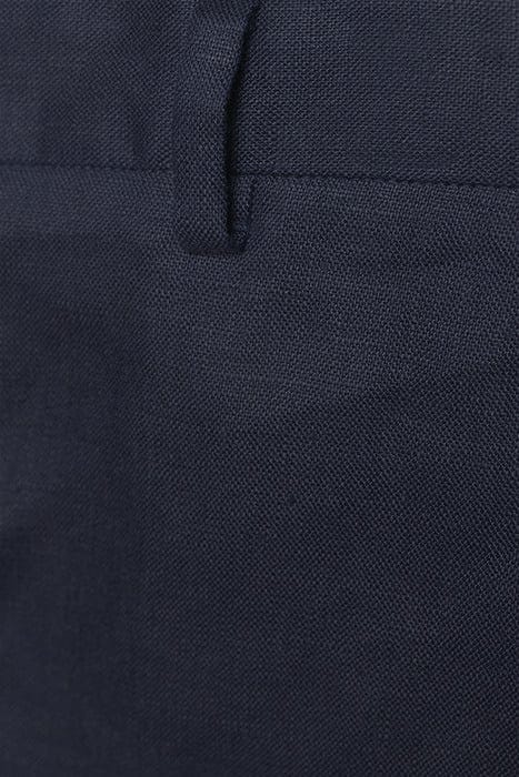GOSNOLD SLIM SHORTS — NAVY 6