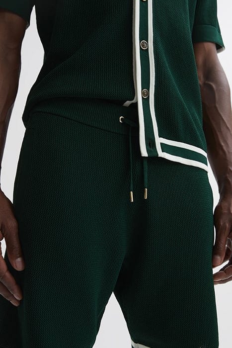 ANDRE-KNIITED SHORTS — GREEN 5
