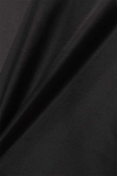 BREE TOP BLACK 6