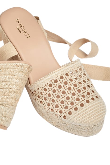 CS MAGNOLIA CROCHET FRONT TRENCH 4